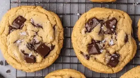 Freshly baked chocolate chunk cookies that melt in your mouth