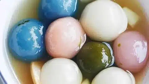 Delicious glutinous rice balls served for dessert in a bowl