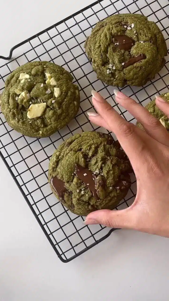 Delicious matcha chocolate chip cookies with green tea flavor and chocolate chips