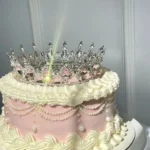 Beautiful 21st birthday cakes for girls, featuring creative and cute designs.