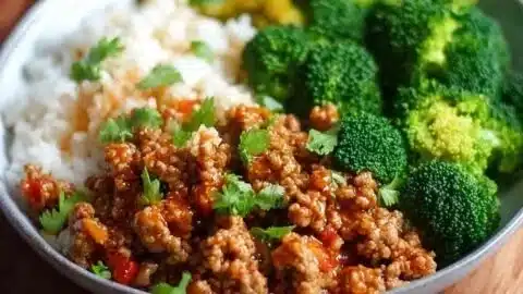 Sweet and Spicy Ground Turkey Broccoli Bowl served in a bowl