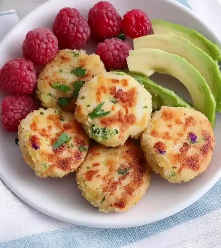 Healthy Chicken and Broccoli Nuggets recipe for crispy chicken bites