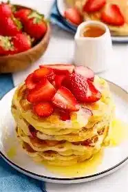 Easy Strawberry Pancakes
