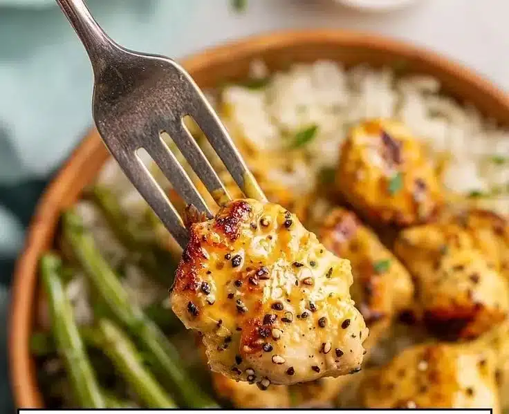 Delicious honey mustard chicken bowls garnished with fresh vegetables
