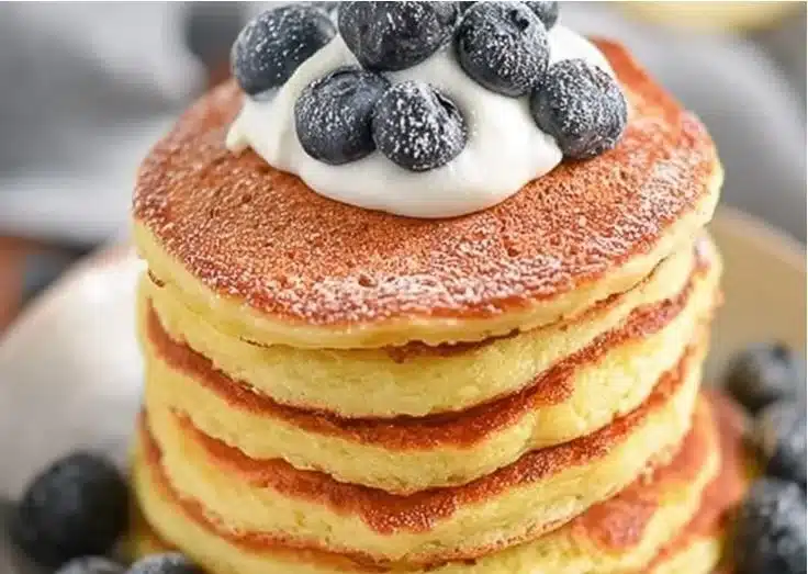 Low Calorie Greek Yogurt Pancakes