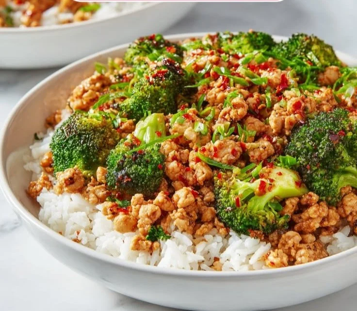 Honey Sriracha Ground Chicken Bowls with vibrant vegetables and rice