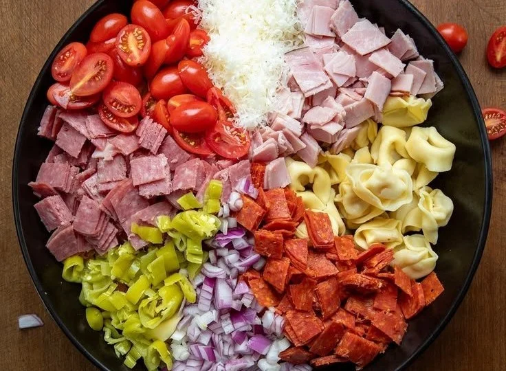 Italian Grinder Tortellini Salad with fresh vegetables and dressing